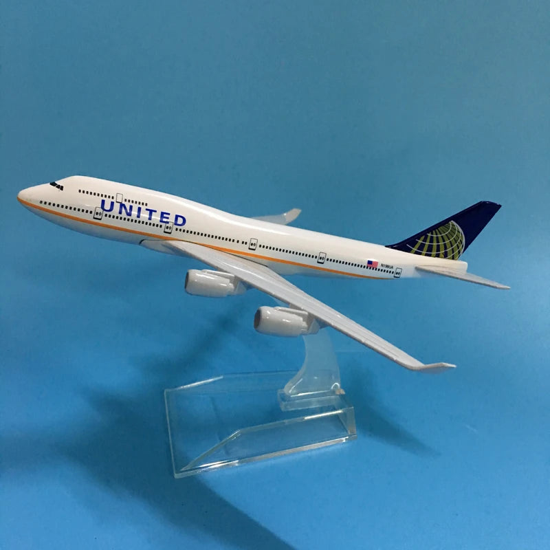 UNITED – Boeing 747 Modelo de Colección (Escala 1:400)