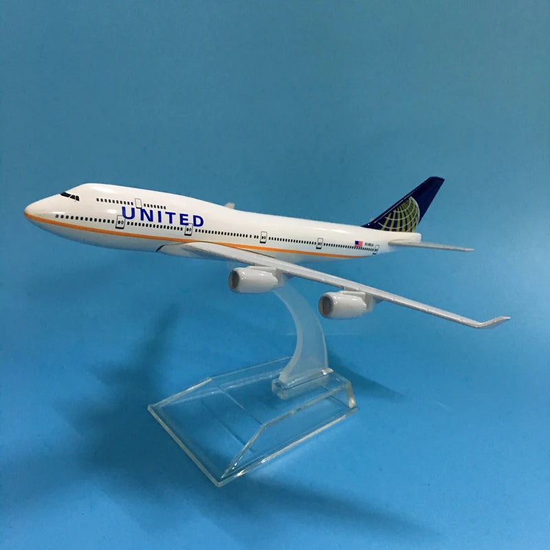 UNITED – Boeing 747 Modelo de Colección (Escala 1:400)