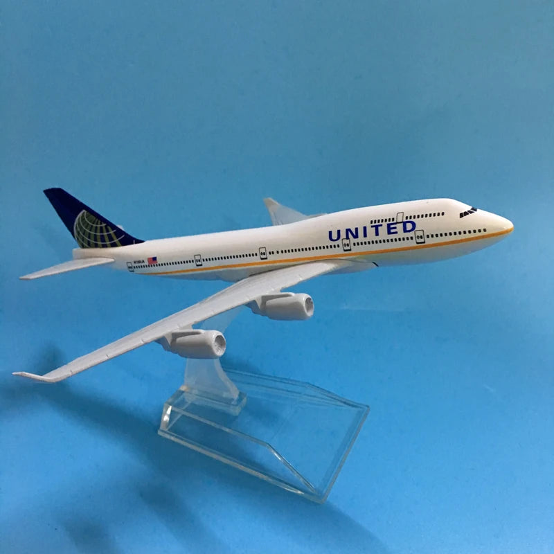 UNITED – Boeing 747 Modelo de Colección (Escala 1:400)