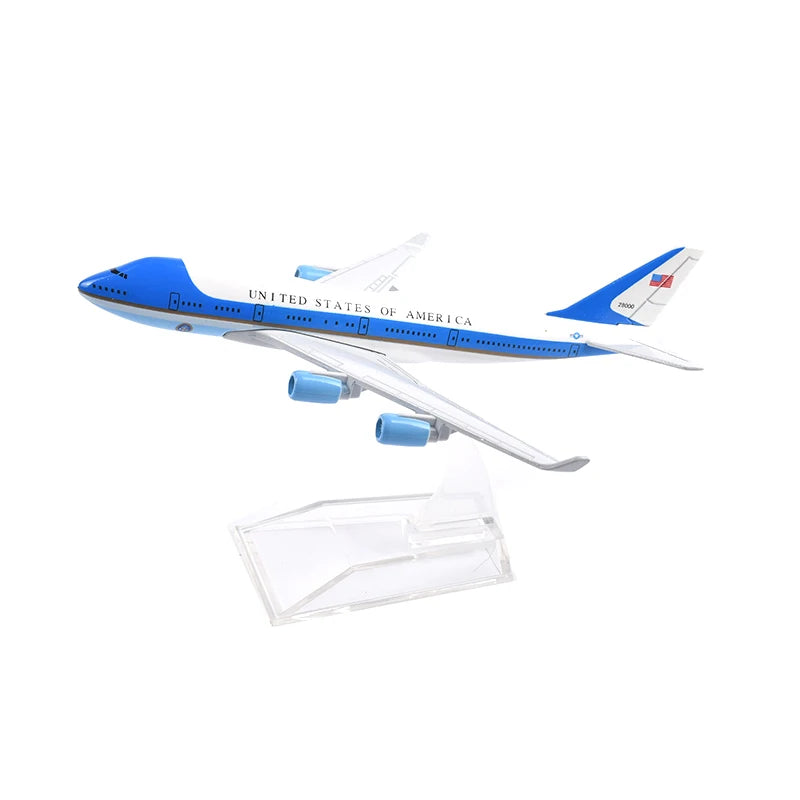 UNITED – Boeing 747 Modelo de Colección (Escala 1:400)